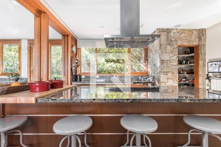 Casa à venda com 900m², 4 quartos e 5 vagasCozinha