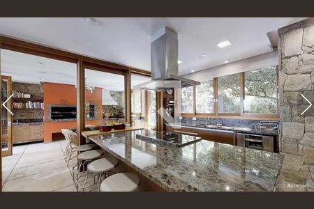 Casa à venda com 900m², 4 quartos e 5 vagasCozinha