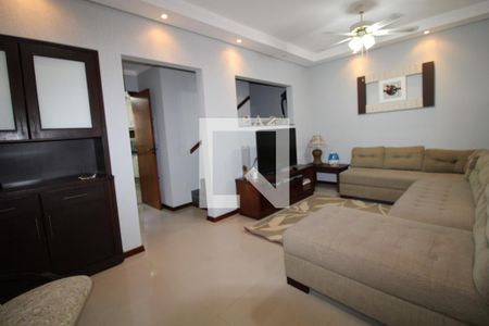 Sala de casa de condomínio à venda com 3 quartos, 200m² em Parque Rural Fazenda Santa Cândida, Campinas