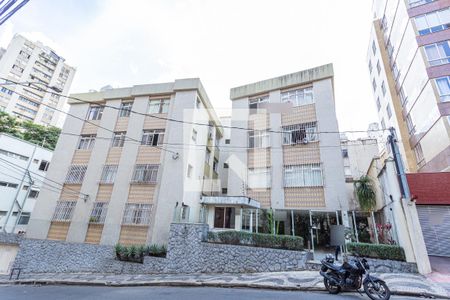 Apartamento à venda com 171m², 4 quartos e 2 vagas Apartamento à venda com 171m², 4 quartos e 2 vagasFachada