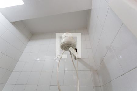 Apartamento à venda com 171m², 4 quartos e 2 vagas Apartamento à venda com 171m², 4 quartos e 2 vagasChuveiro do Banheiro de Serviço