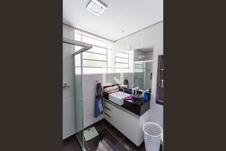 Apartamento à venda com 171m², 4 quartos e 2 vagas Apartamento à venda com 171m², 4 quartos e 2 vagasBanheiro Social