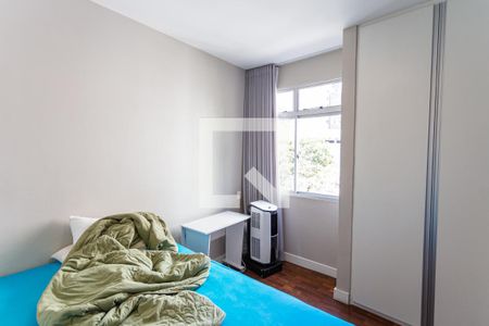 Apartamento à venda com 171m², 4 quartos e 2 vagas Apartamento à venda com 171m², 4 quartos e 2 vagasQuarto 2
