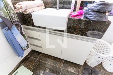 Apartamento à venda com 171m², 4 quartos e 2 vagas Apartamento à venda com 171m², 4 quartos e 2 vagasArmário do Banheiro Social
