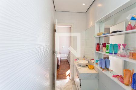 Apartamento à venda com 171m², 4 quartos e 2 vagas Apartamento à venda com 171m², 4 quartos e 2 vagasBanheiro da Suíte
