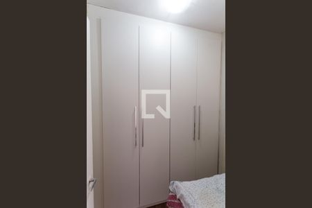 Apartamento à venda com 171m², 4 quartos e 2 vagas Apartamento à venda com 171m², 4 quartos e 2 vagasArmário do Quarto de Serviço