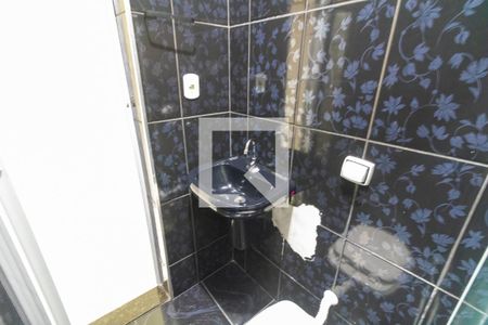 Casa para alugar com 70m², 2 quartos e sem vaga Casa para alugar com 70m², 2 quartos e sem vagaBanheiro