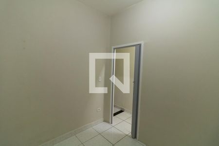 Quarto 1 de casa para alugar com 2 quartos, 70m² em Parque Císper, São Paulo