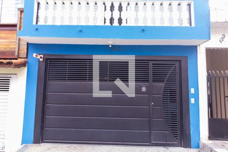 Casa para alugar com 70m², 2 quartos e sem vaga Casa para alugar com 70m², 2 quartos e sem vagaFachada