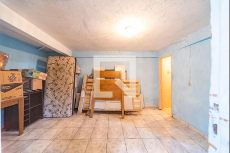 Casa à venda com 184m², 4 quartos e 2 vagas Casa à venda com 184m², 4 quartos e 2 vagasQuarto de Serviço