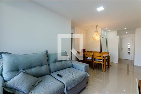 Sala de apartamento à venda com 2 quartos, 74m² em Itaipu, Niterói