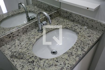 Banheiro de apartamento para alugar com 2 quartos, 67m² em Vila Andrade, São Paulo