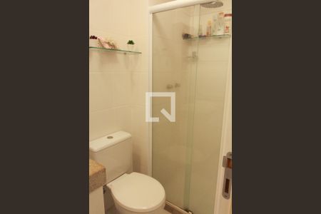 Apartamento à venda com 72m², 2 quartos e 1 vaga Apartamento à venda com 72m², 2 quartos e 1 vagaBanheiro da Suíte