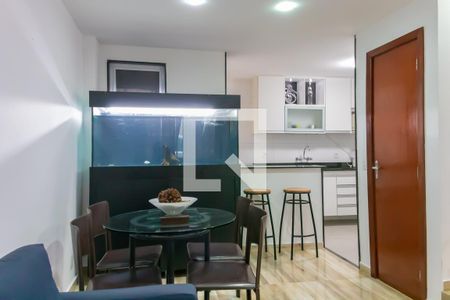 Sala de casa de condomínio à venda com 3 quartos, 90m² em Méier, Rio de Janeiro