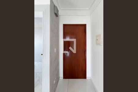 Entrada  de apartamento à venda com 1 quarto, 55m² em Paulicéia, São Bernardo do Campo