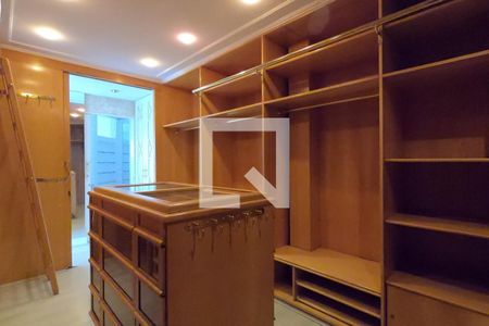 Apartamento à venda com 461m², 3 quartos e 5 vagasSuíte 3