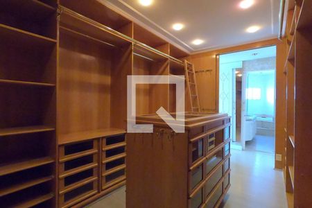 Apartamento à venda com 461m², 3 quartos e 5 vagasSuíte 3