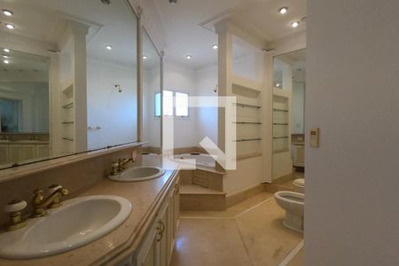 Apartamento à venda com 461m², 3 quartos e 5 vagasBanheiro da Suíte 3