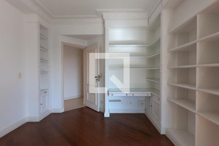 Apartamento à venda com 461m², 3 quartos e 5 vagasSuíte