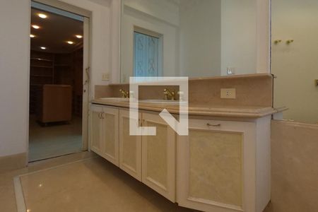 Apartamento à venda com 461m², 3 quartos e 5 vagasBanheiro da Suíte 3