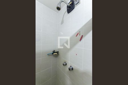 Apartamento à venda com 210m², 4 quartos e 2 vagas Apartamento à venda com 210m², 4 quartos e 2 vagasBanheiro da Suite 1