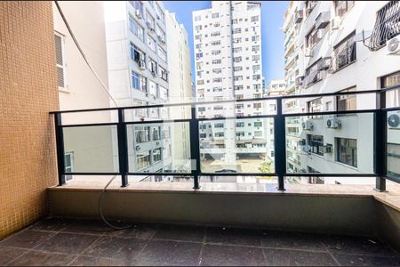 Apartamento à venda com 210m², 4 quartos e 2 vagas Apartamento à venda com 210m², 4 quartos e 2 vagasSuíte 2