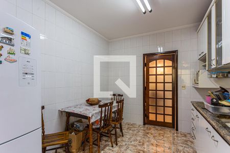 Casa à venda com 310m², 3 quartos e 6 vagasCozinha