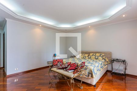 Casa à venda com 310m², 3 quartos e 6 vagasSuite Master