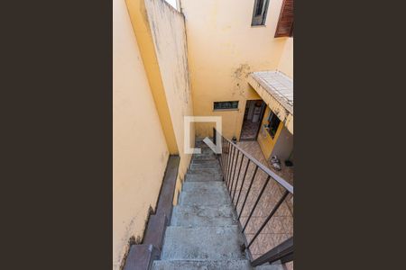 Casa à venda com 310m², 3 quartos e 6 vagasEscada Edicula