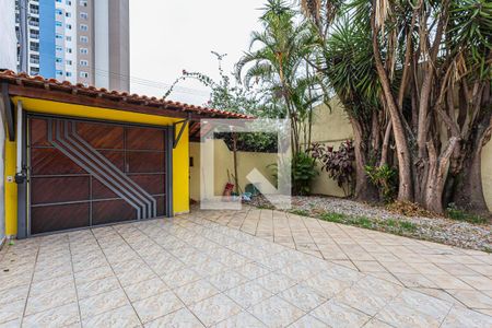 Casa à venda com 310m², 3 quartos e 6 vagasFrente da Casa