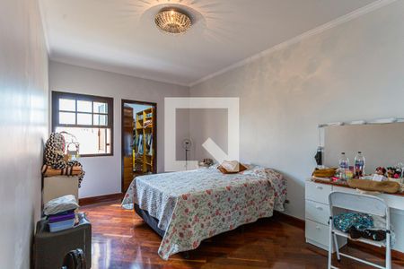 Casa à venda com 310m², 3 quartos e 6 vagasSuite 2