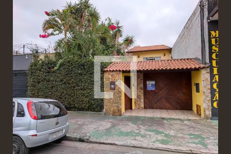 Casa à venda com 310m², 3 quartos e 6 vagasFachada