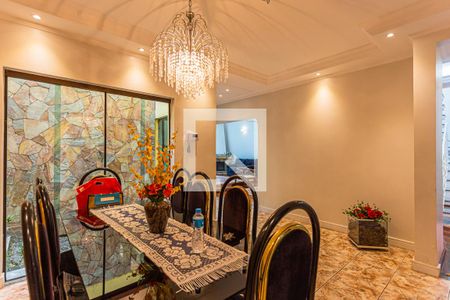 Casa à venda com 310m², 3 quartos e 6 vagasSala de Jantar