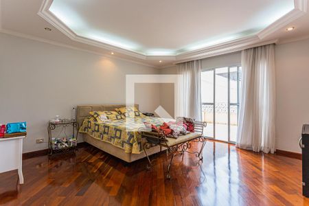 Casa à venda com 310m², 3 quartos e 6 vagasSuite Master