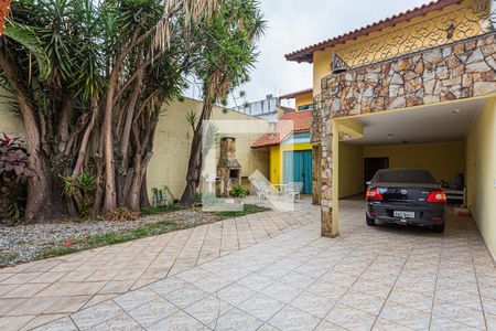 Casa à venda com 310m², 3 quartos e 6 vagasFrente da Casa