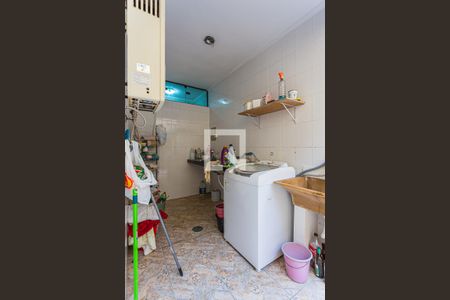 Casa à venda com 310m², 3 quartos e 6 vagasÁrea de Serviço