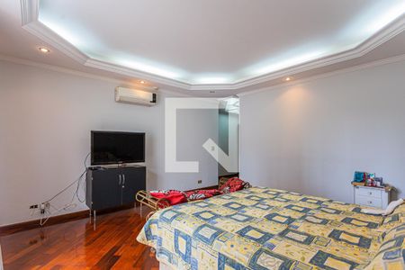 Casa à venda com 310m², 3 quartos e 6 vagasSuite Master