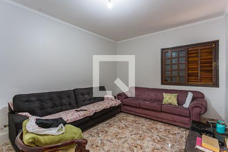Casa à venda com 310m², 3 quartos e 6 vagasSala de TV