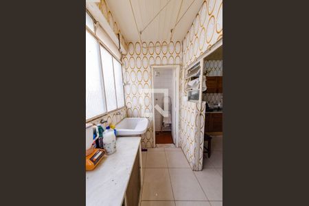 Apartamento à venda com 145m², 3 quartos e 1 vagaÁrea de serviço