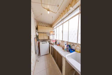 Apartamento à venda com 145m², 3 quartos e 1 vagaÁrea de serviço