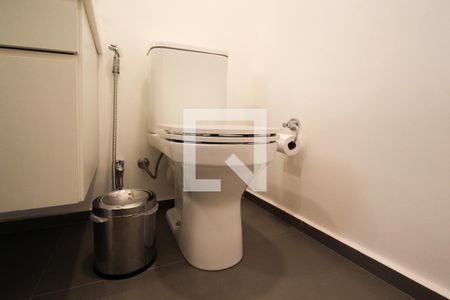 Apartamento à venda com 116m², 2 quartos e 1 vaga Apartamento à venda com 116m², 2 quartos e 1 vagaBanheiro da Suíte