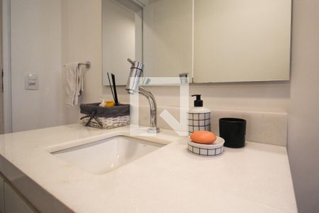 Apartamento à venda com 116m², 2 quartos e 1 vaga Apartamento à venda com 116m², 2 quartos e 1 vagaBanheiro