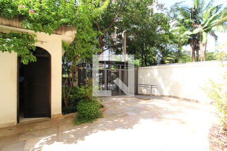 Apartamento à venda com 116m², 2 quartos e 1 vaga Apartamento à venda com 116m², 2 quartos e 1 vagaEntrada