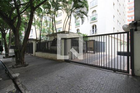 Apartamento à venda com 116m², 2 quartos e 1 vaga Apartamento à venda com 116m², 2 quartos e 1 vagaFachada
