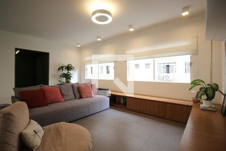 Apartamento à venda com 116m², 2 quartos e 1 vaga Apartamento à venda com 116m², 2 quartos e 1 vagaSala