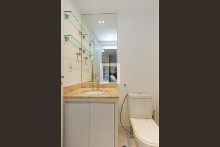 Apartamento para alugar com 65m², 2 quartos e 1 vagaBanheiro da Suíte