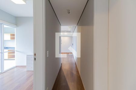 Corredor  de apartamento para alugar com 2 quartos, 65m² em Brooklin Paulista, São Paulo