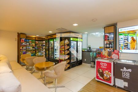 Apartamento para alugar com 65m², 2 quartos e 1 vagaMini Market