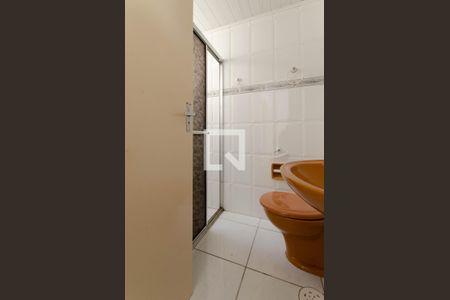 Banheiro de apartamento para alugar com 1 quarto, 41m² em Cristal, Porto Alegre