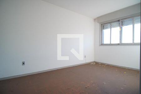 Quarto 1 de apartamento à venda com 2 quartos, 75m² em Passo D’areia, Porto Alegre